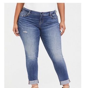 Torrid Boyfriend Jeans size 18 reg Dark wash